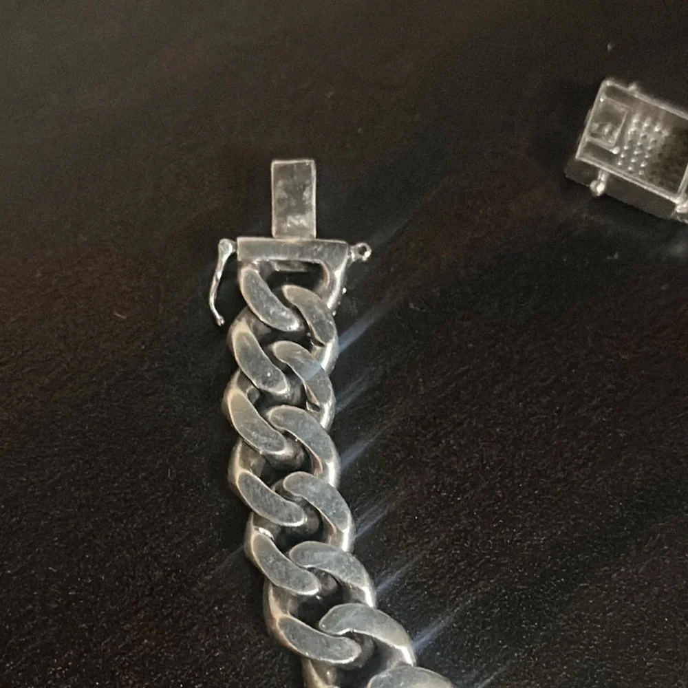Chic Silver Chain Bracelet